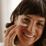 Cum să alegi cea mai bună protecție solară pentru tipul tău de piele?