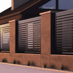 Garduri pentru delimitarea sigură a proprietăților: abordare tehnică și soluții constructive