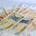 Guvernul respinge planul deputaților de a elimina plafoanele la tranzacții în numerar
