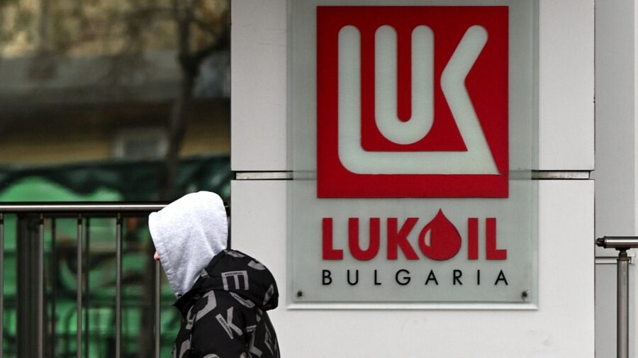 Decizie la Londra: tranzacțiile cu subsidiarele Lukoil din Bulgaria, permise încă șase luni