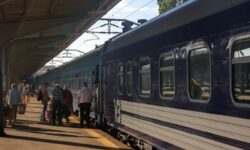 „Prietenia” București-Chișinău-Kiev s-a rupt la plecare! Tren întârziat din cauza unei locomotive cu probleme