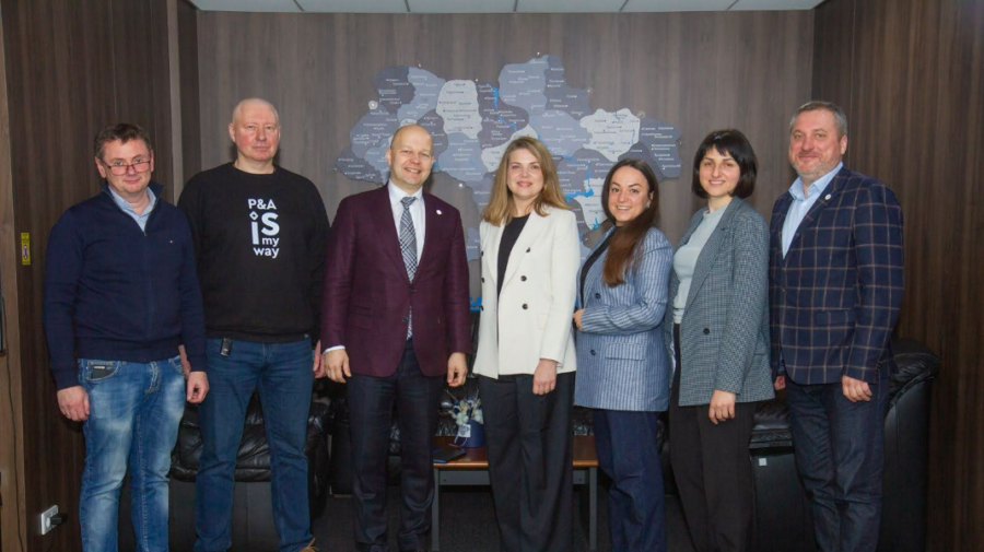 IuteBank începe să opereze ca bancă comercială în Ucraina