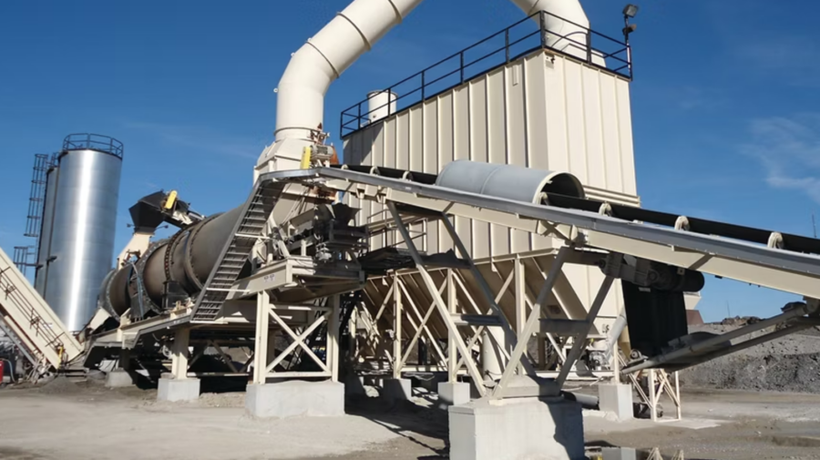 Două uzine de asfalt au făcut piața: 70% din importurile de echipamente industriale într-un singur contract