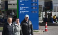România intră în „stare de criză” pe piața carburanților: măsuri pentru limitarea scumpirilor
