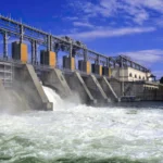 O pată de produse petroliere, observată lângă Hidrocentrala de la Dubăsari pe râul Nistru