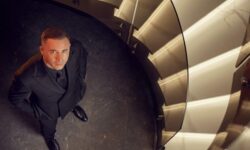 10 milioane în cont și peste 1 milion la stat: anul de aur al lui Emilian Crețu