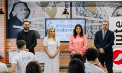 Un an de #YouthEconomy: programul care pregătește generația smart pentru business cu impact