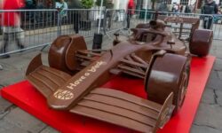 Jaful dulce: peste 12 tone de KitKat furate dintr-un camion în Italia