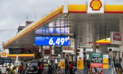Războiul din Orientul Mijlociu lovește direct șoferii: benzina în SUA s-a scumpit cu 23,5%