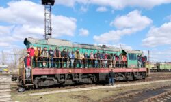 CFM transformă criza în turism! Când trenurile nu merg, măcar devin atracție