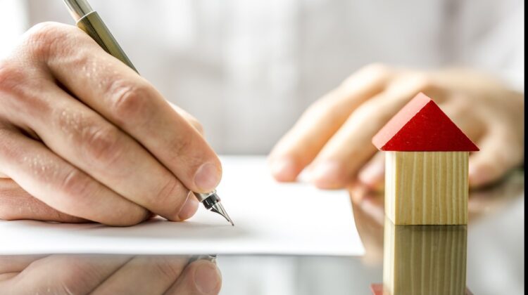 Privatizarea locuințelor va fi prelungită cu trei ani: peste 2 600 de cazuri încă în așteptare