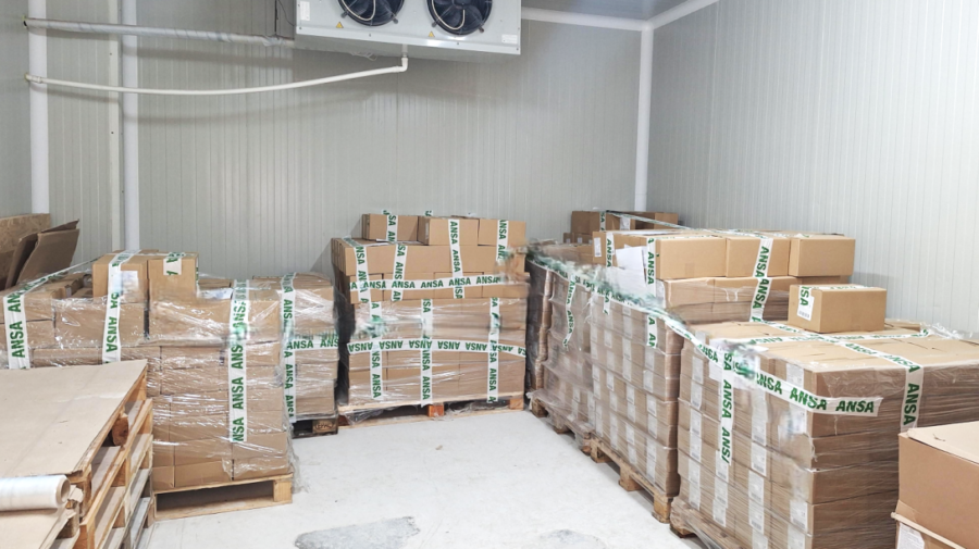 1,5 tone de produse potențial periculoase, oprite la vamă înainte să ajungă la consumatori