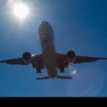 O companie aeriană din Moldova pregătește scumpirea biletelor de avion! CEO-ul evită să spună cu cât