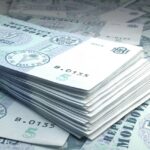 Guvernul scoate 16 milioane lei pentru a rămâne la masa greilor financiari