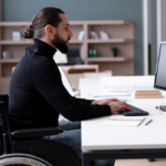 Angajatorii ar putea beneficia de subvenții mai mari cu circa 20% pentru fiecare salariat cu dizabilități