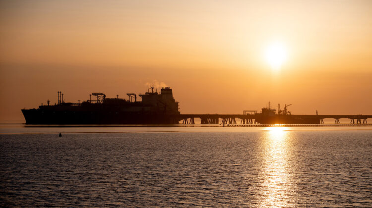 Prețuri explozive! Costul livrărilor de petrol, la maximul anului 2008