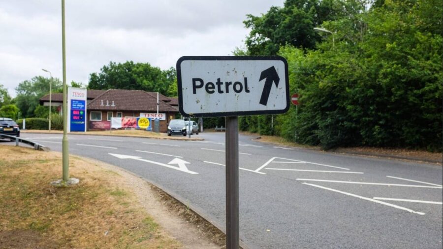 Petrolul rusesc sare peste 115 dolari barilul. Piața a reacționat la tensiuni