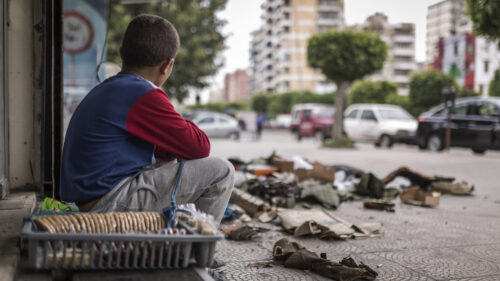 Unu din cinci europeni, în pragul sărăciei: românii, bulgarii și grecii sunt cei mai afectați