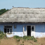 Dezmăț la Strășeni! Impozite de până la 300% pentru case „neîngrijite”. Localnicii cer anularea deciziei