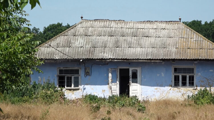 Dezmăț la Strășeni! Impozite de până la 300% pentru case „neîngrijite”. Localnicii cer anularea deciziei