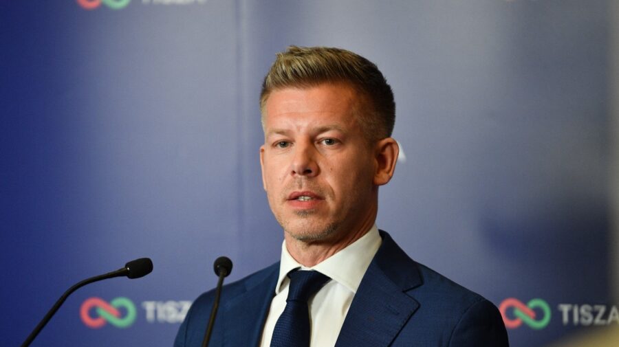 Noul premier al Ungariei își taie salariul la jumătate și pregătește reduceri pentru demnitari
