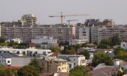Tinerii care cumpără prima casă ar putea primi o reducere fiscală importantă în România