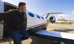 Fără TVA și accize pentru mașini, avioane private și cai: Moldova pregătește facilități pentru cetățenii UE