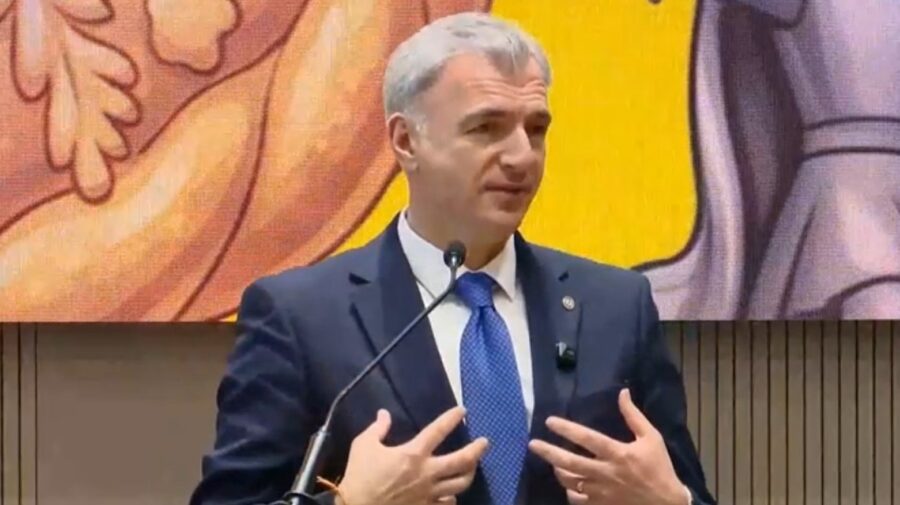 „Prosperitatea nu e în buzunar, e în cap”: Eugen Osmochescu, schimbă paradigma la „Reinvent Moldova 2.0”