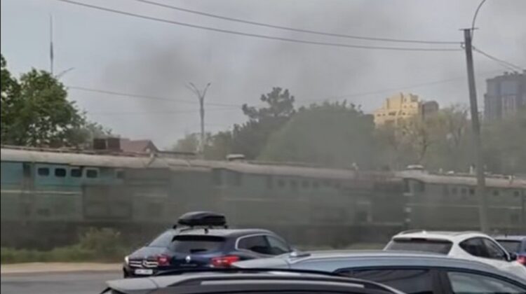CFM renaște… în flăcări! O locomotivă a luat foc la două zile după mesajul de „redresare” al lui Bolea