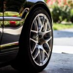 BMW, Audi și motociclete abandonate: Fiscul a pus ”mâna” pe vehicule de aproape 92 000 de lei