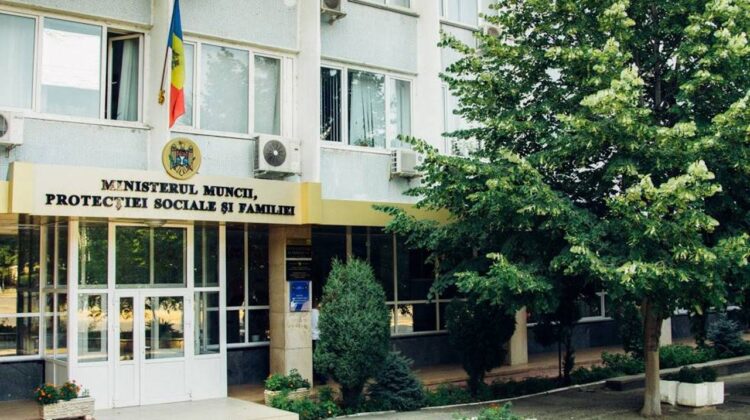 Șefi cu sporuri autoacordate și salarii pentru angajați plecați din țară: Ce a găsit auditul la Ministerul Muncii