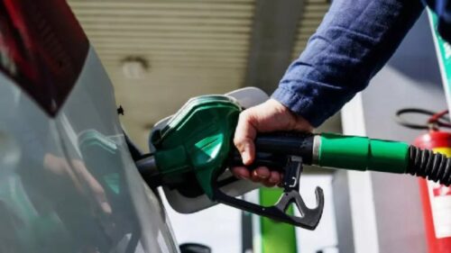 Motorina începe din nou să crească, benzina pierde teren cu încă 3 bani