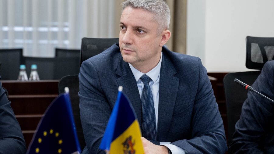Șeful MoldATSA, suspendat din funcție după scandalul legat de CV și averea de milioane