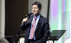 Șeful Premier Energy: Moldovenii plătesc de două ori mai mult pentru electricitate, dar nu câștigă mai mult