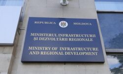 Scandalul FlyOne! Ministerul Infrastructurii susține că decizia este legală 