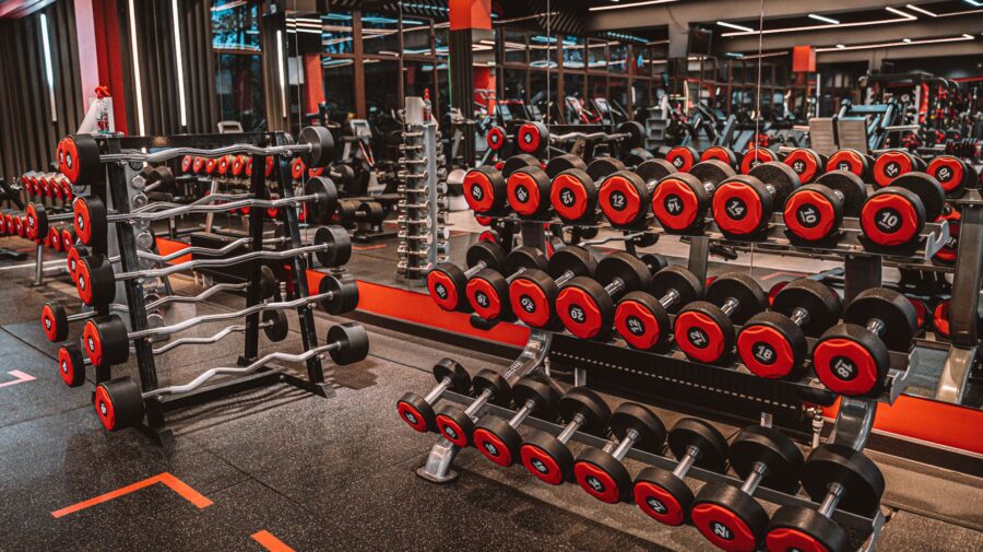 Salarii mici, abonamente de lux. Fitnessul din Moldova bate Franța și Belgia la prețuri