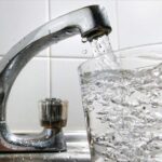 Tarife noi la apă și canalizare în Strășeni. Operatorul a solicitat majorări de până la 85%