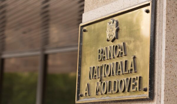 Creditul se scumpește din nou! BNM a majorat dobânda-cheie la 9%