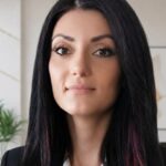 Peste 6 400 de lei pe zi la BNM! Șefa cabinetului guvernatorului și-a cumpărat și un BMW de jumătate de milion de lei