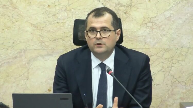 Tofan recunoaște paradoxul: motorina ieftină din Moldova riscă să dispară de pe piață