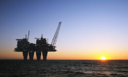 Lukoil cere prelungirea concesiunii pentru gazele din Marea Neagră și anunță negocieri cu un fond american