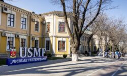 Guvernul desființează autonomia a cinci colegii de medicină. Acestea vor fi absorbite de USMF