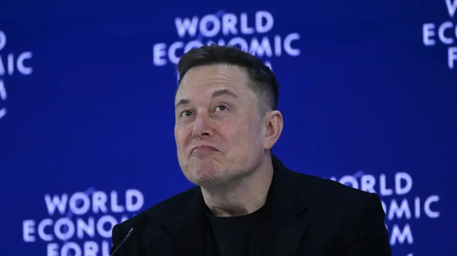 Elon Musk construiește în Texas cea mai mare fabrică din lume, cât un oraș