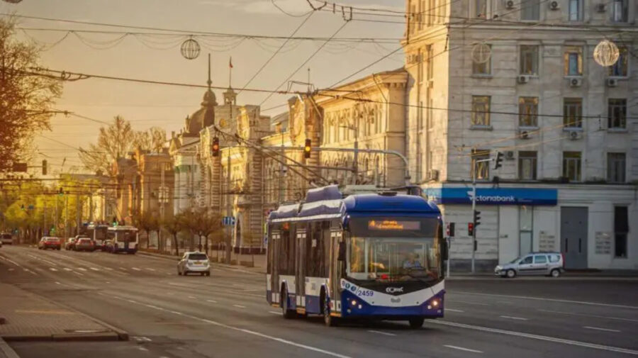 Locuitorii capitalei pot transmite idei și propuneri pentru dezvoltarea orașului până la 4 septembrie