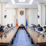 Statul strânge robinetul și stinge luminile! Noi restricții în plină criză energetică