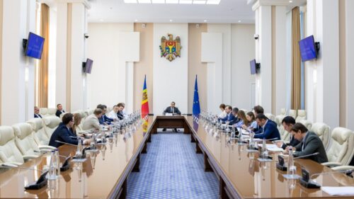 Statul strânge robinetul și stinge luminile! Noi restricții în plină criză energetică