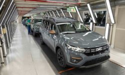 România intră în regim de economisire a curentului: Dacia și Ford opresc producția, alte companii ar putea urma