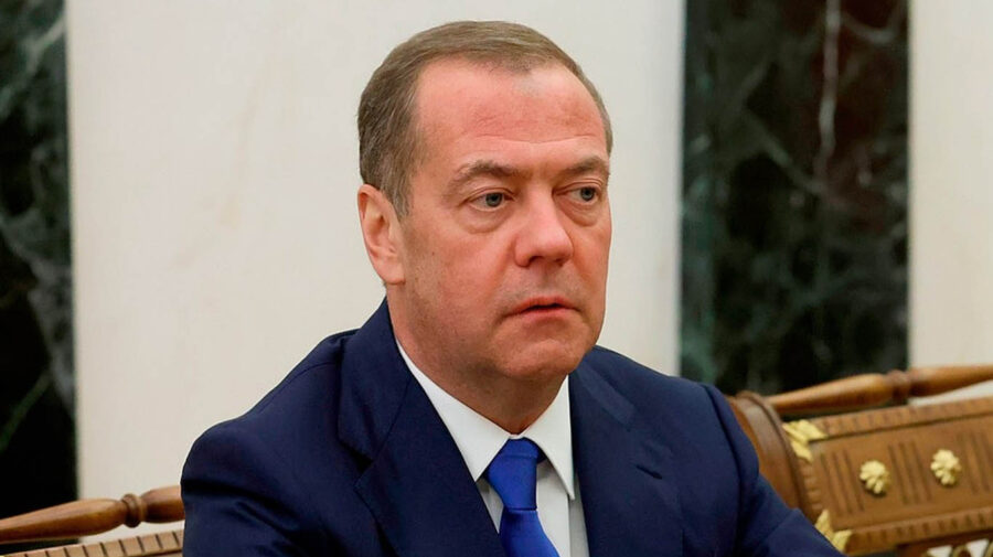 Amenințare fără perdea de la Moscova! Medvedev: apropierea de UE ar putea costa scump Armenia