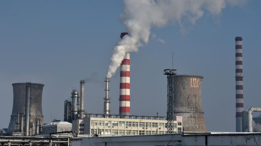 Rafinăria Petrotel-Lukoil din România, în insolvență. Ce se întâmplă cu activitatea companiei