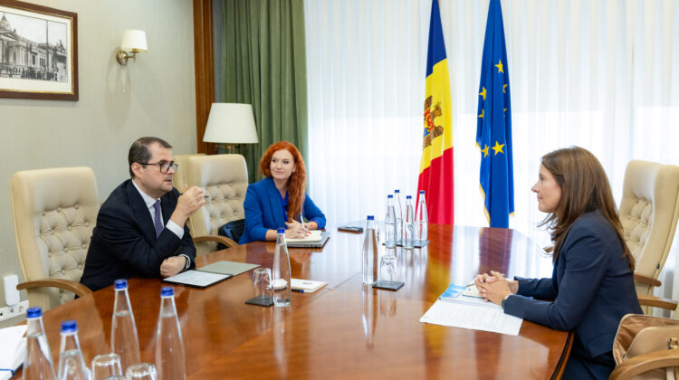 După pierderea a 170 de milioane de dolari, Guvernul revine la masa FMI cu reforme dure